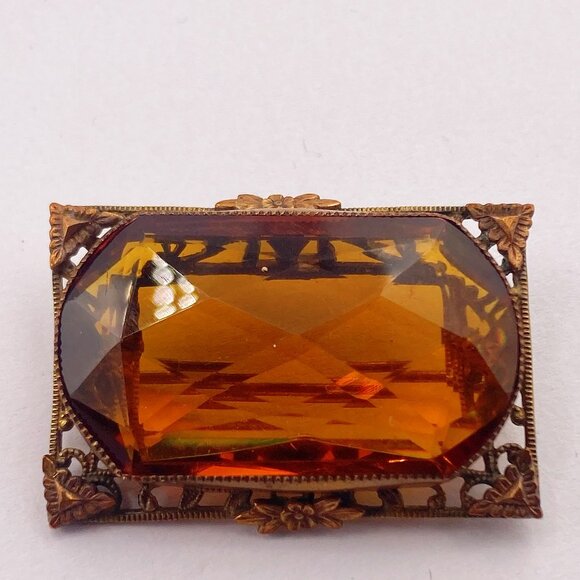ANTIQUE Amber cognac hued faceted glass, brass, and copper rectangle brooch pin - Picture 3 of 8
